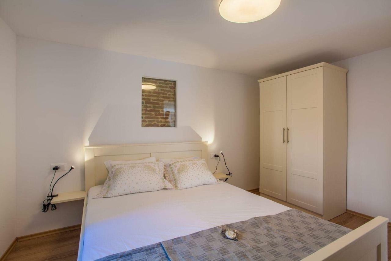 Apartmani Kraj Mora Cres Zewnętrze zdjęcie