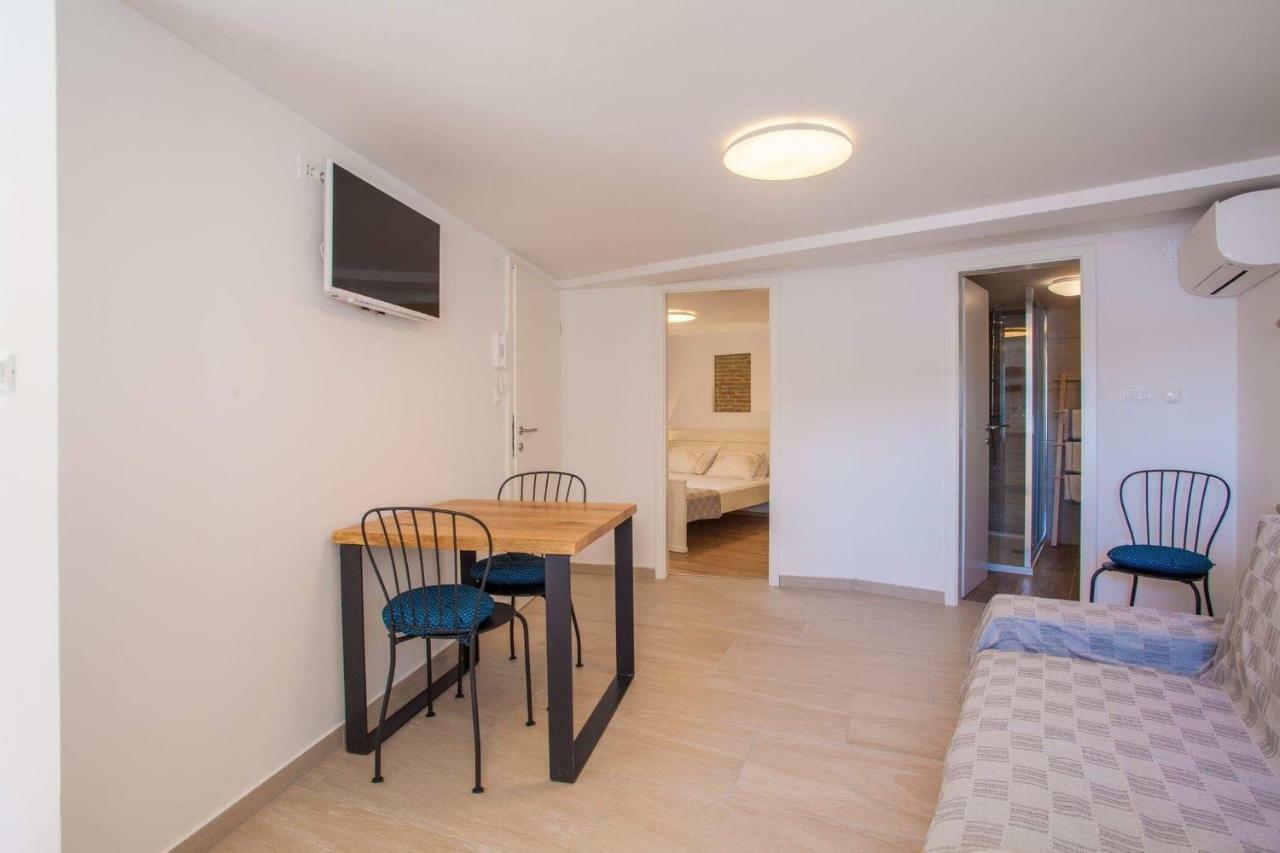 Apartmani Kraj Mora Cres Zewnętrze zdjęcie
