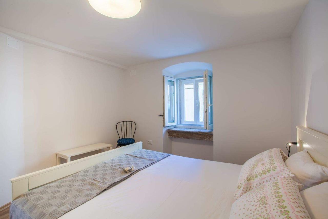 Apartmani Kraj Mora Cres Zewnętrze zdjęcie