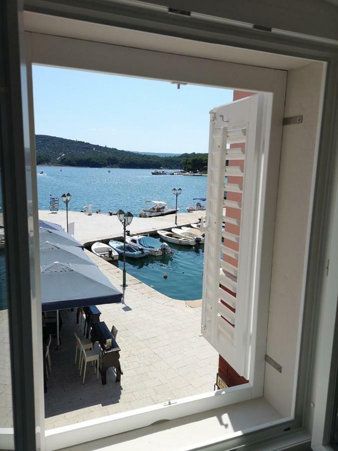 Apartmani Kraj Mora Cres Zewnętrze zdjęcie